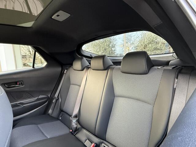 Toyota C-HR 220 PHEV Executive | Panoramadak | Bi-tone | bliss