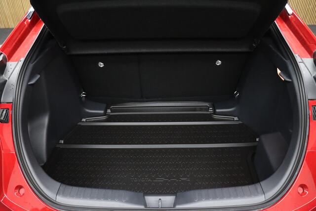 Toyota C-HR 2.0 Hybrid 200 First Edition | Bi-tone | ¤ 4.200,- Voorraad voordeel! | Parkeerhulp | Winterpakket | Adaptive-cruise | Camera | Clima | Apple Carplay & Android Auto | Groot Navigatie | Keyless | Dodehoekdetectie