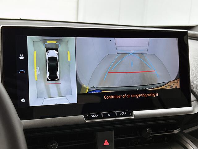 Toyota C-HR 1.8 Hybrid 140 First Edition Bi-Tone | Elektrische Achterklep | Automatisch Inparkeren | 360° Camera | LM-Velgen | Donker Getinte Achterruiten |