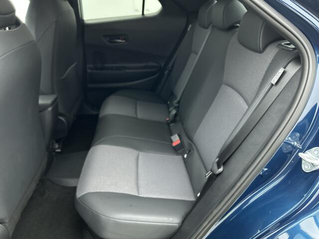 Toyota C-HR 2.0 Plug-in Hybrid 220 Executive | BTW Voertuig | Stoelverwarming |