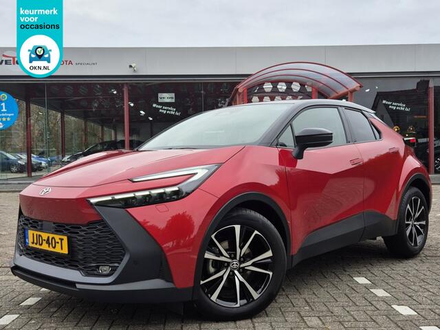 Toyota C-HR 1.8 Hybrid 140 Dynamic Bi-Tone Premium Rood | 2025