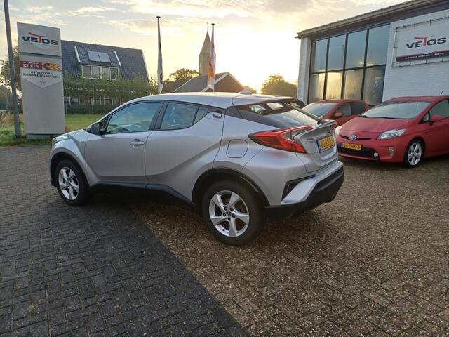 Toyota C-HR 1.2 Dynamic