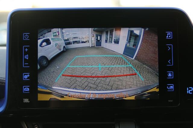 Toyota C-HR 1.8 Hybrid Bi-Tone