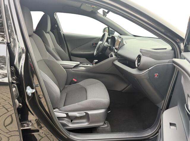 Toyota C-HR 1.8 Hybrid 140 Dynamic I Navi I Keyless I Dodehoekdetectie