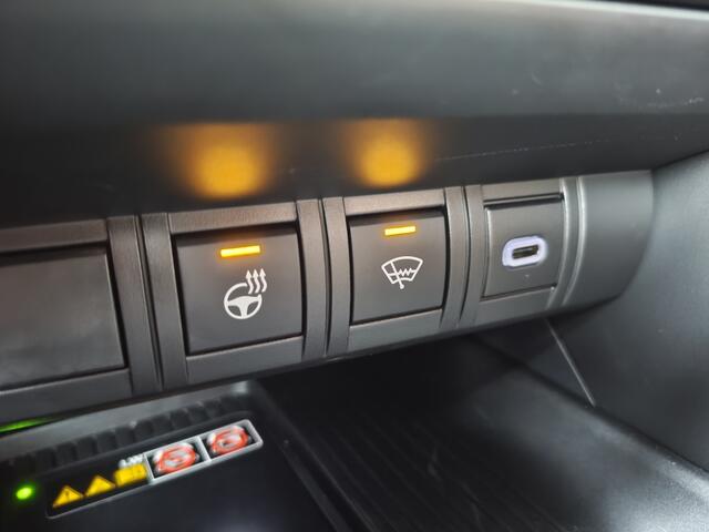 Toyota C-HR 1.8 Hybrid 140 First Edition | Navi | Sensoren v/a | El. Achterk