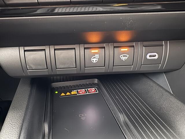 Toyota C-HR 2.0 PHEV 220 First Edition | Stuur/stoelverwarming | Sensoren |