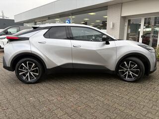 toyota-c-hr-1.8-hybrid-140-dynamic-
