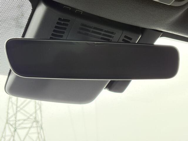 Toyota C-HR 1.8 Hybrid 140 Dynamic **DARK BLUE MICA/ NIEUWE AUTO/ DIRECT LEVERBAAR**