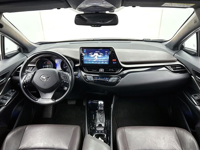Toyota C-HR 1.8 Hybrid Executive | Apple Carplay / Android Auto | Camera | Stoelverwarming | Half Leder | PDC |