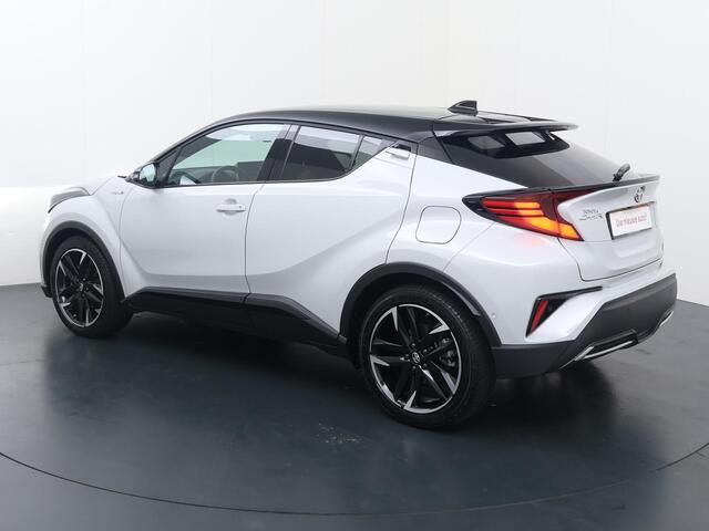 Toyota C-HR 2.0 Hybrid GR-Sport | 152 PK | Automaat | 19" LM velgen | GR Sport | LED verlichting | JBL premium audio | Voorstoelen verwarmd |