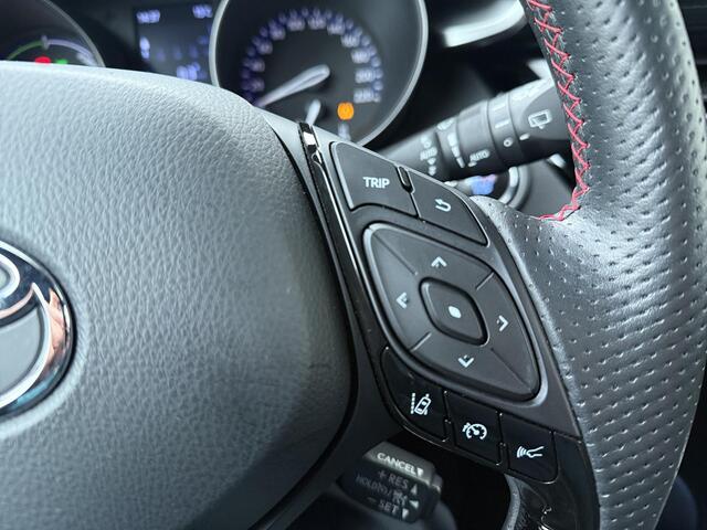 Toyota C-HR 2.0 Hybrid GR-Sport | 152 PK | Automaat | 19" LM velgen | GR Sport | LED verlichting | JBL premium audio | Voorstoelen verwarmd |