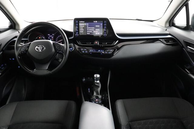 Toyota C-HR 1.8 Hybrid Dynamic | Trekhaak | Parkeersensoren achter | Apple Carplay/Android Auto |