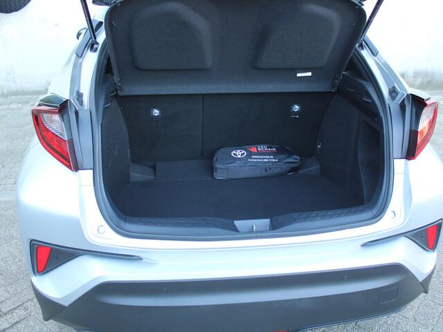 Toyota C-HR 1.8 Hybrid Dynamic | APPLE CARPLAY | ACHTERUITRIJCAMERA |