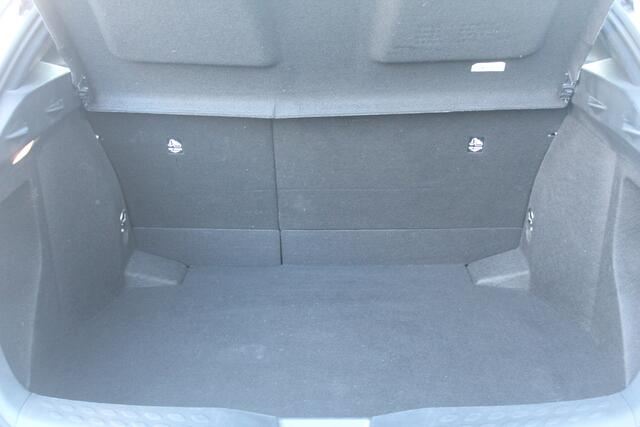 Toyota C-HR 1.8 Hybrid Airco l Adaptief Cruise control l Parkeer camera l LED Lampen l AppleCarPlay/AndroidAuto