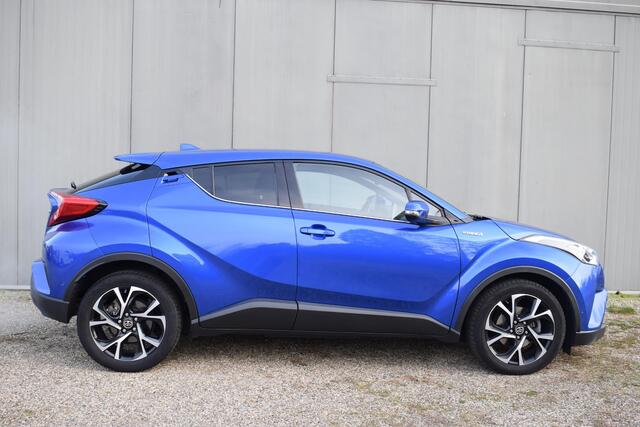 Toyota C-HR 1.8 Hybrid Dynamic Sport