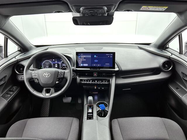 Toyota C-HR 2.0 Plug-in Hybrid 220 Dynamic Plus | Winter pakket | Groot scherm Navigatie |