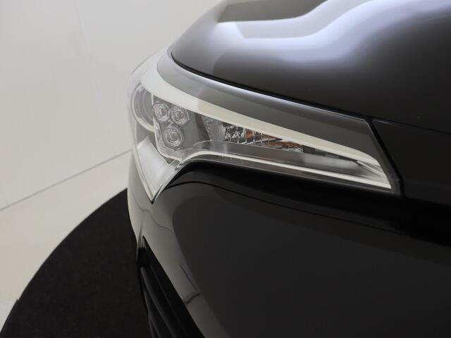 Toyota C-HR 1.8 Hybrid 116 PK Dynamic Sport Automaat | Navigatie | Camera | Stoelverwarming