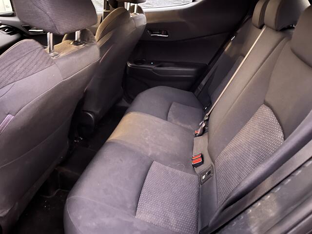 Toyota C-HR 1.8 Hybrid Dynamic 18 Inch, Trekhaak Navi Clima Cruise