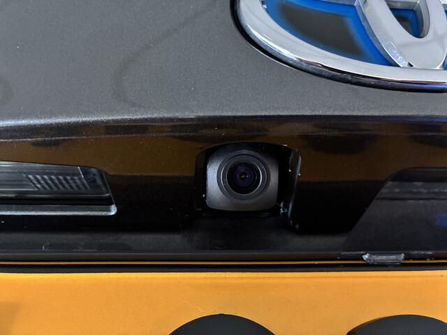 Toyota C-HR 1.8 Hybrid Dynamic Automaat