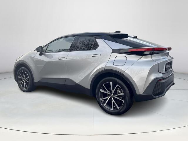 Toyota C-HR 2.0 Plug-in Hybrid 220 First Edition | 06-10141018 Voor meer informatie