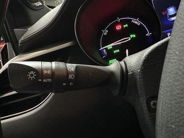 Toyota C-HR 1.8 Hybrid Bi-Tone