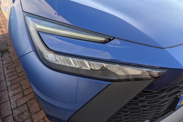 Toyota C-HR 2.0 Plug-in Hybrid 220 Active