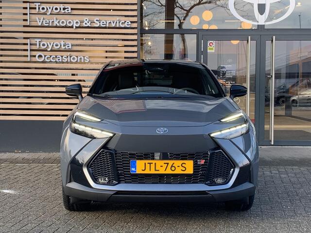 Toyota C-HR 2.0 Plug-in Hybrid 220 GR SPORT