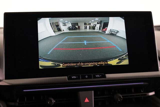 Toyota C-HR 2.0 Plug-in Hybrid 220 Black Edition *DEMO* | Direct leverbaar! |