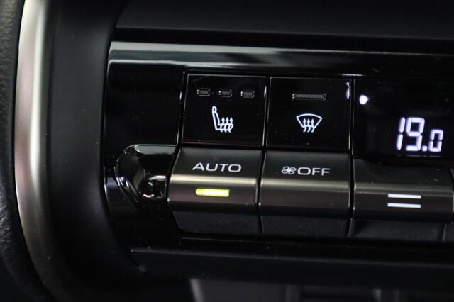 Toyota C-HR 2.0 PHEV 220 Executive | Premium Pack