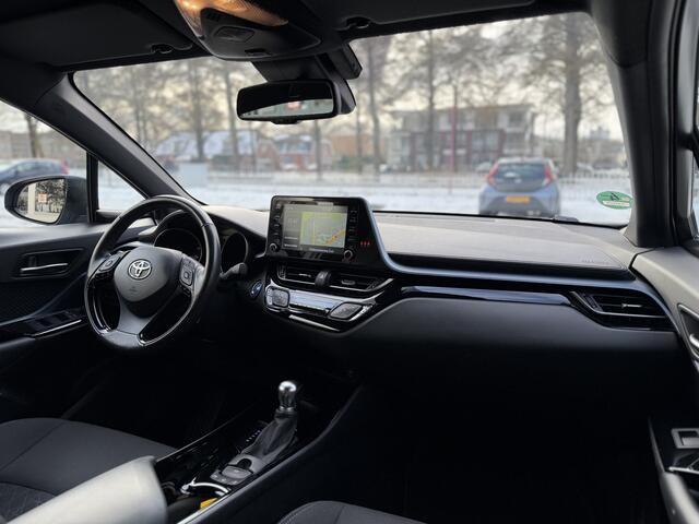 Toyota C-HR 1.8 Hybrid Dynamic | GEEN AFLEVERKOSTEN | Trekhaak, Navigatie, Apple/Android