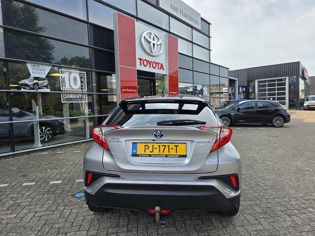 Toyota C-HR 1.8 Hybrid Bi-Tone, Trekhaak