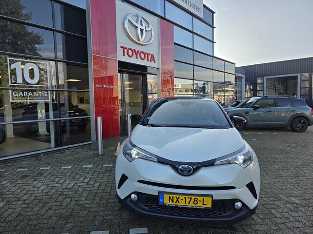 Toyota C-HR 1.8 Hybrid Bi-Tone, Trekhaak , Bearlock