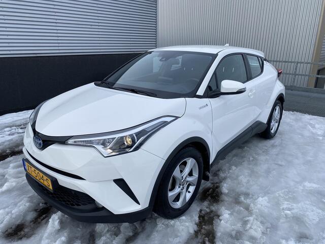 Toyota C-HR 1.8 Hybrid Active automaat NL-auto, boekjes compleet, afneembare trekhaak 7-polig, keyless start, adaptieve cruise control, achteruitrij camera,