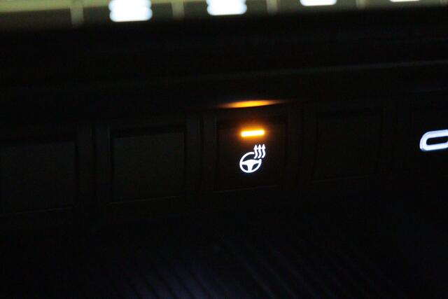 Toyota C-HR 2.0 Plug-in Hybrid 220 Dynamic | APPCONNECT | CAMERA + PDC | ADAP CRUISE | STUUR / STOELVERW | LANE-ASSIST / WARNING |