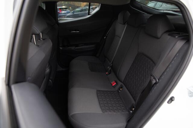 Toyota C-HR 1.8 Hybrid Dynamic , Adap. cruise, Keyless entry,