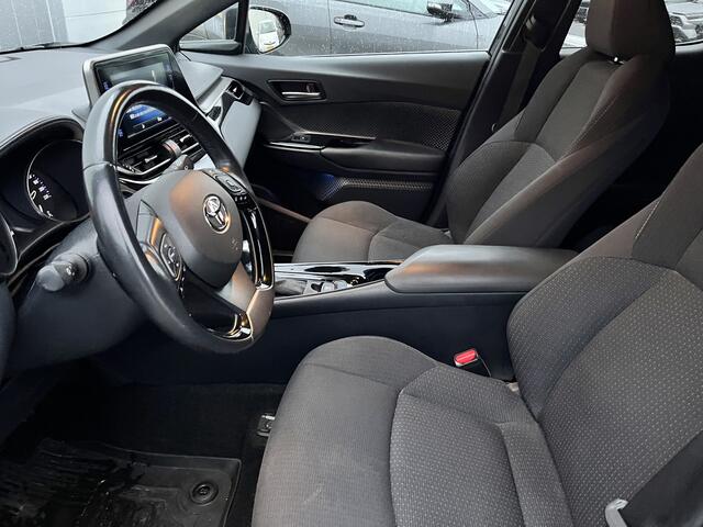 Toyota C-HR 1.8 Hybrid Style Stuur Stoelverwarming Trekhaak