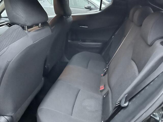 Toyota C-HR 1.8 Hybrid Style Stuur Stoelverwarming Trekhaak