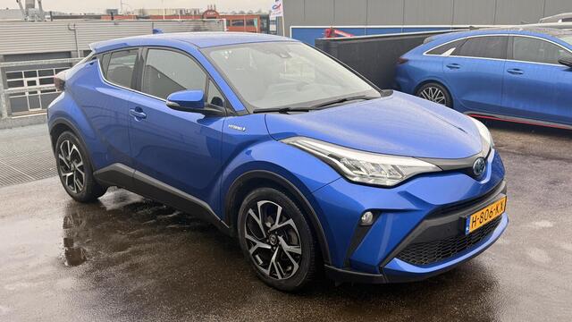 Toyota C-HR 2.0 Hybrid Dynamic Trekhaak, Navigatie, Smart Key, Adaptieve cruise control, LMV, Parkeersensoren voor + achter