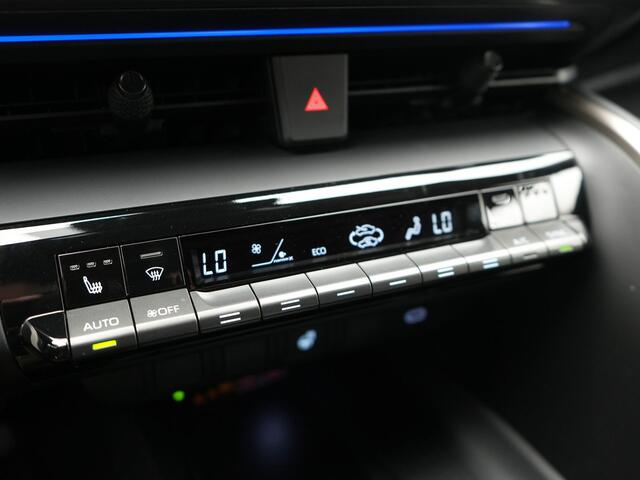 Toyota C-HR 2.0 Plug-in Hybrid 220 Executive *DEMO*