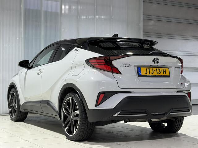 Toyota C-HR 1.8 Hybrid GR-Sport | AppleCarPlay & AndroidAuto | Stoelverwarming | Parkeersensoren | Sportstoelen