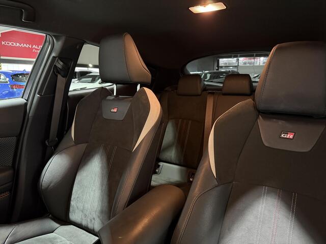 Toyota C-HR 1.8 Hybrid GR-Sport | AppleCarPlay & AndroidAuto | Stoelverwarming | Parkeersensoren | Sportstoelen