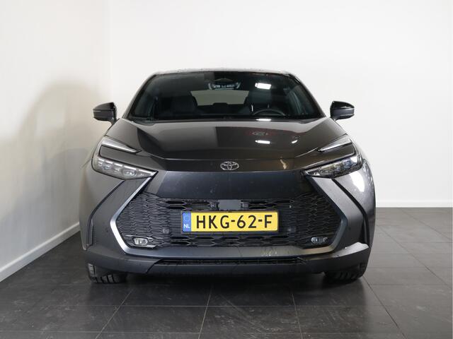 Toyota C-HR 1.8 Hybrid 140 First Edition | 12,3" scherm | Elektrische achterklep | 360 camera |