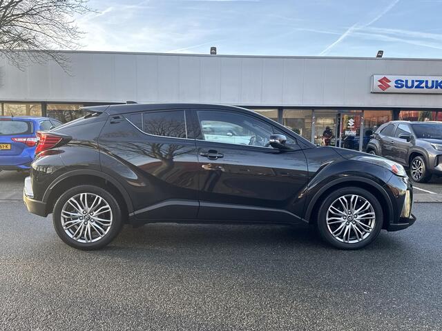 Toyota C-HR 1.8 Hybrid Executive | 06-10141018 Voor meer informatie
