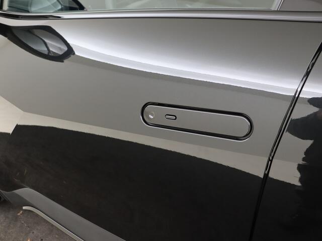 Toyota C-HR 2.0 Plug-in Hybrid 220 Black Edition | Actieprijs|