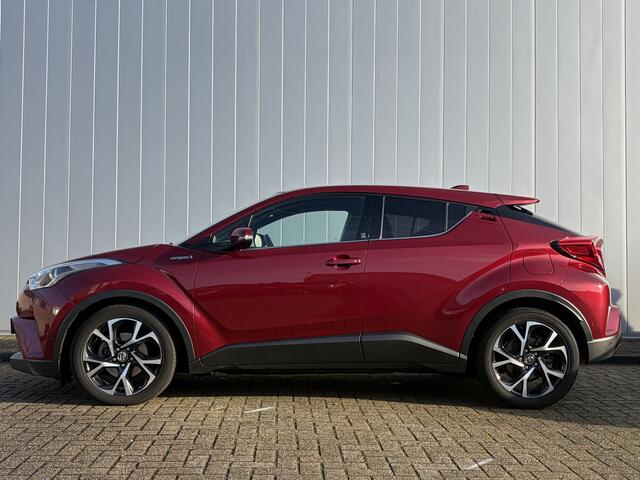 Toyota C-HR 1.8 Hybrid Executive Leder Trekhaak Stoel Stuur Verwarming PDC BSM