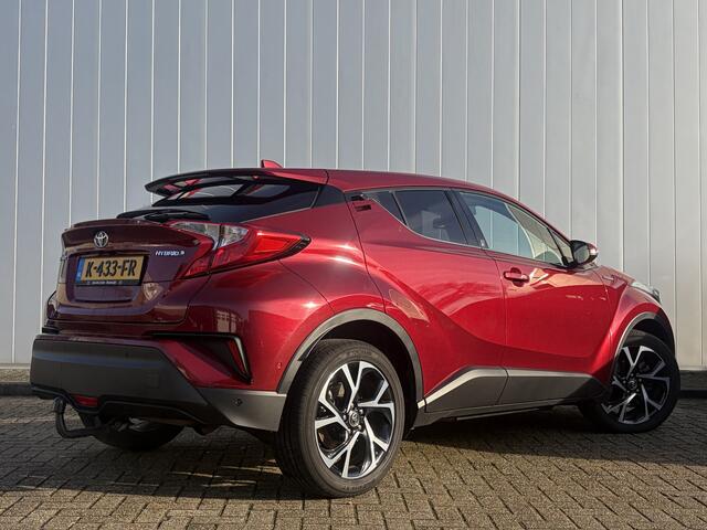 Toyota C-HR 1.8 Hybrid Executive Leder Trekhaak Stoel Stuur Verwarming PDC BSM
