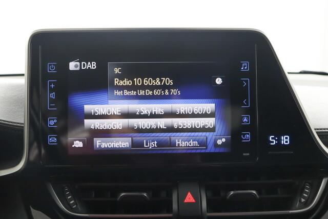 Toyota C-HR 1.8 Hybrid Business Intro | Stoel en stuurwiel verwarming | Navigatie |