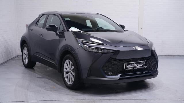 Toyota C-HR 1.8 Hybrid 140 Active Led-verlichting DAB-ontvangst ECC climate key-less start 17-inch lmv camera carplay navigatie