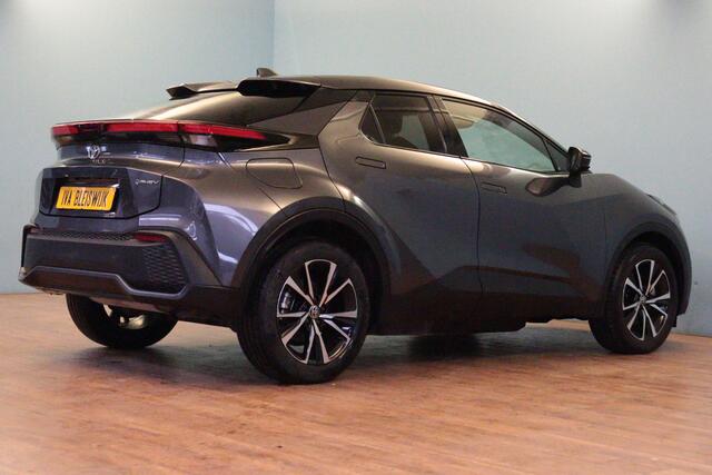 Toyota C-HR 2.0 Plug-in Hybrid 220 Business | APPCONNECT | CAMERA + PDC | ADAP CRUISE | STUUR / STOELVERW | LANE-ASSIST / WARNING |