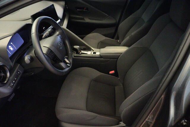 Toyota C-HR 2.0 Plug-in Hybrid 220 Business | APPCONNECT | CAMERA + PDC | ADAP CRUISE | STUUR / STOELVERW | LANE-ASSIST / WARNING |